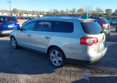 2009 Volkswagen Passat Komfort from USA, damaged, VIN WVWXK73C39E074942